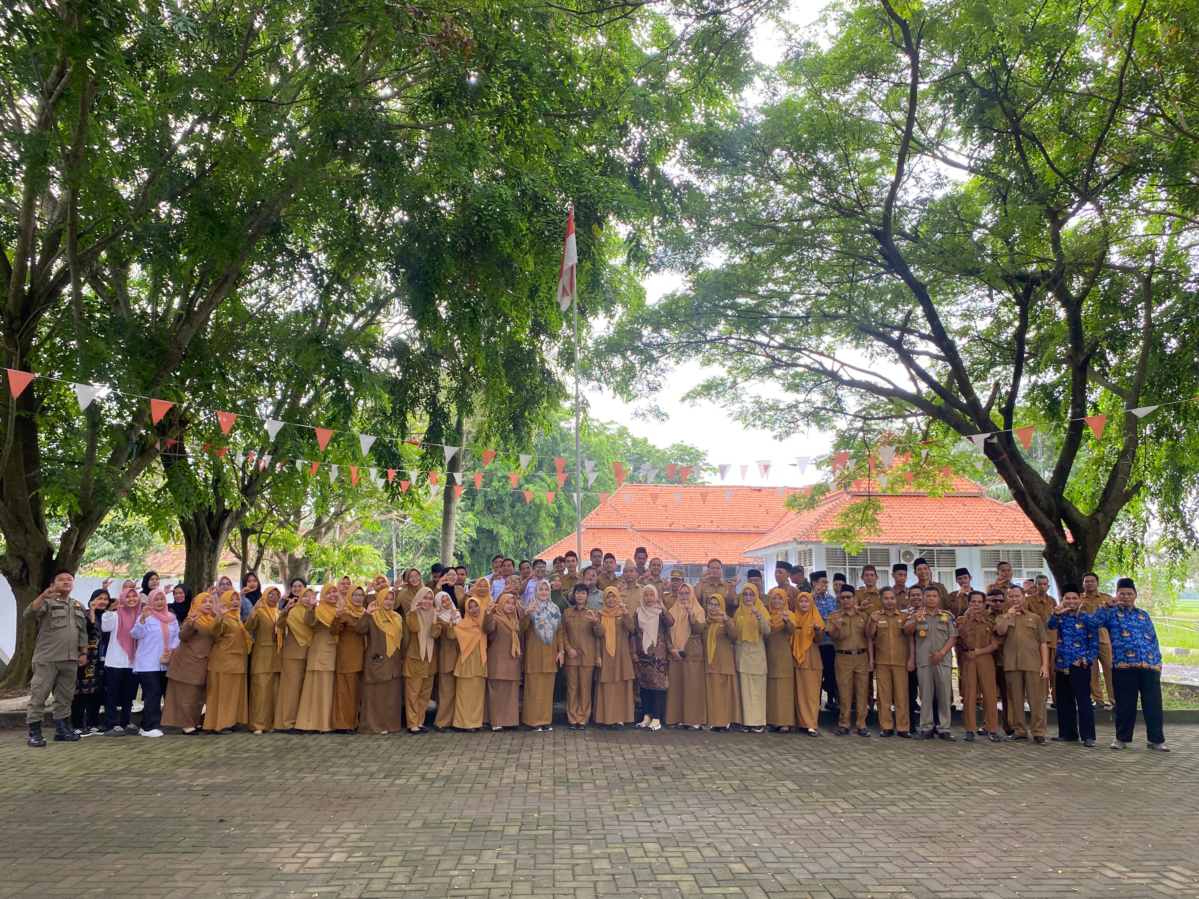 apel-hari-desa-nasional-tingkat-kecamatan-carenang